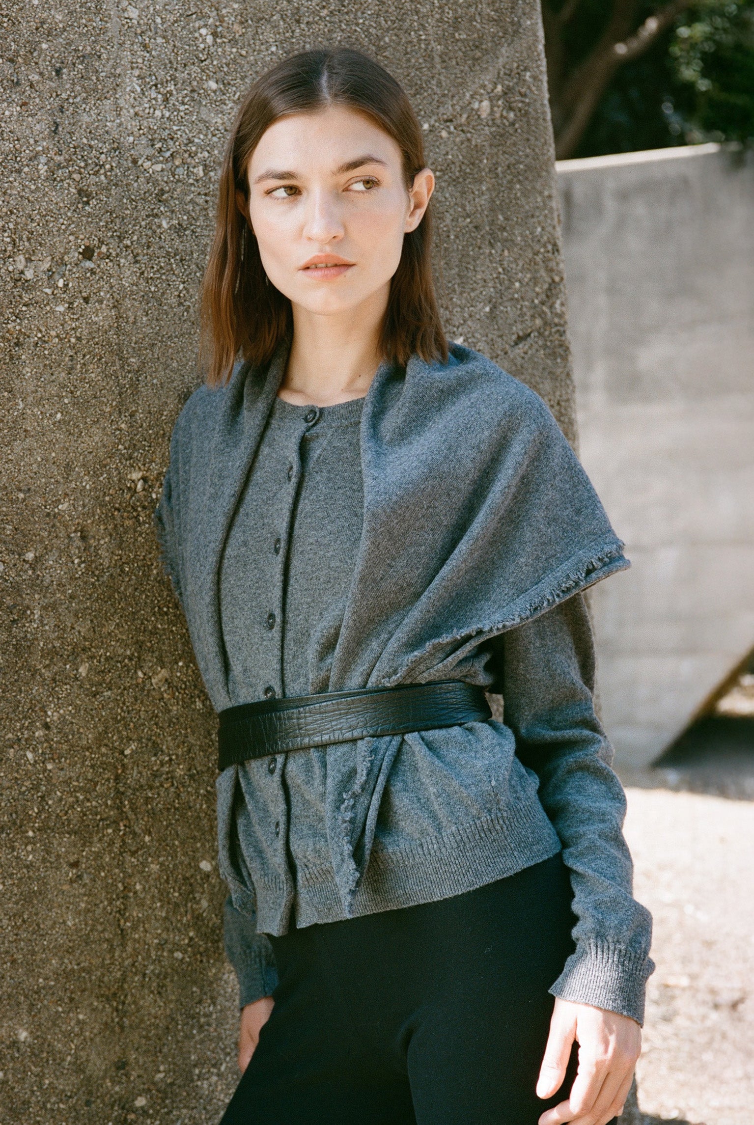 Tricot x Gil Rodriguez Cashmere Cardigan - Charcoal