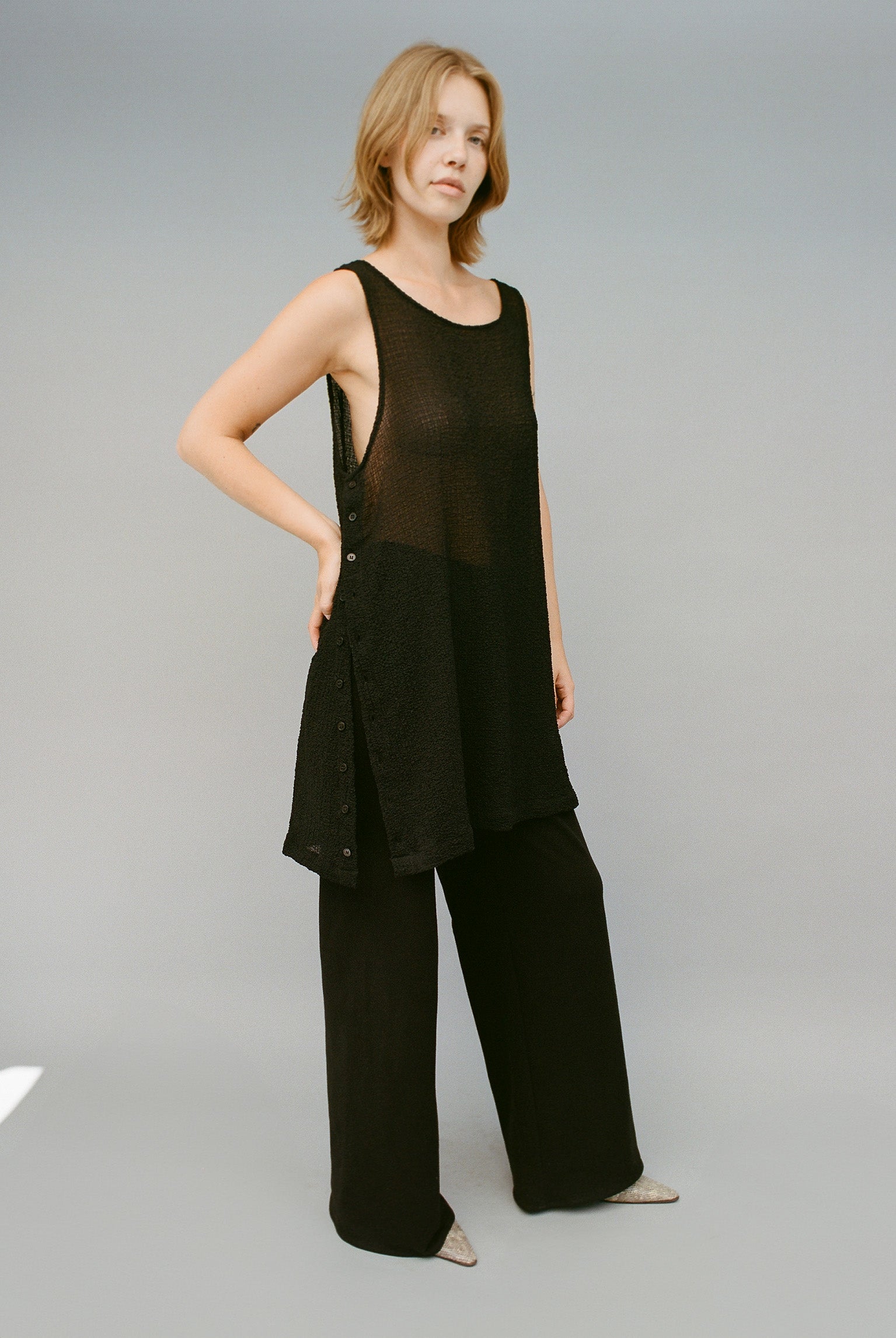 Edie Crinkle Shift Dress - Black