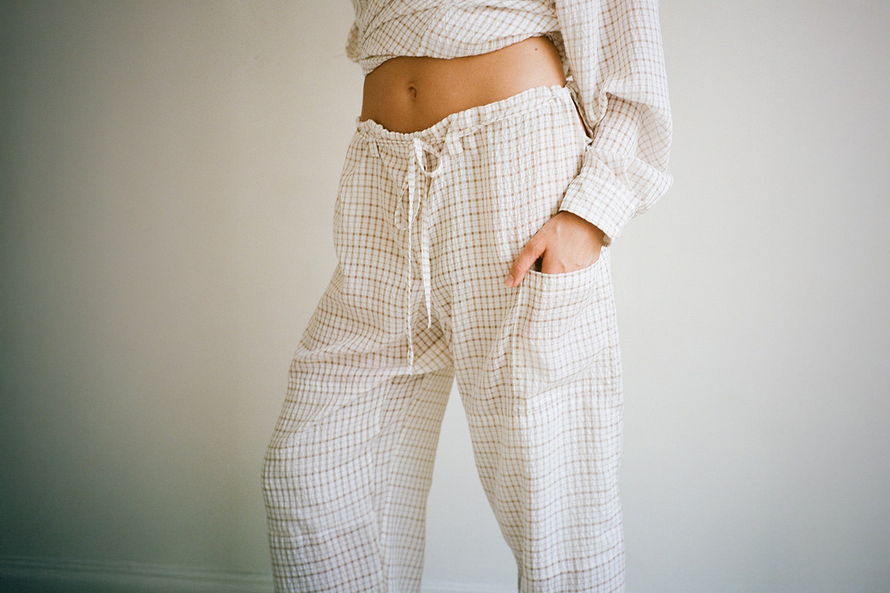 Plaid Crinkle Lou Pant - White/Tan