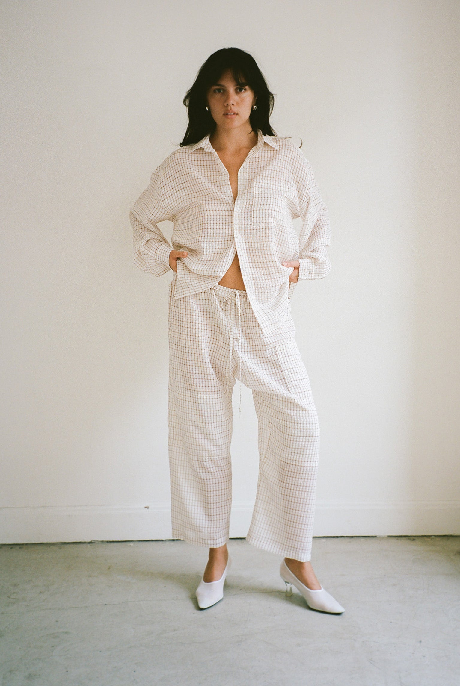 Plaid Crinkle Big Button Up - White/Tan