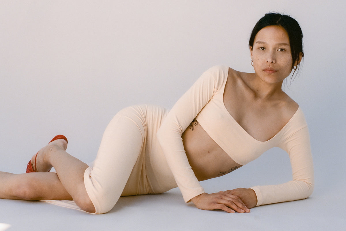 El Tigre Chiquito L/S Crop Top - Palest Peach