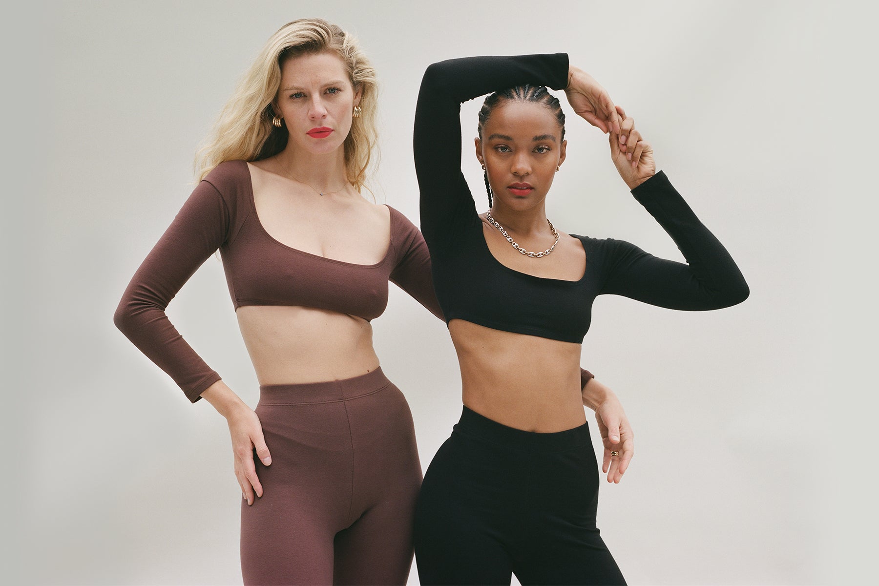 El Tigre Chiquito L/S Crop Top - Black