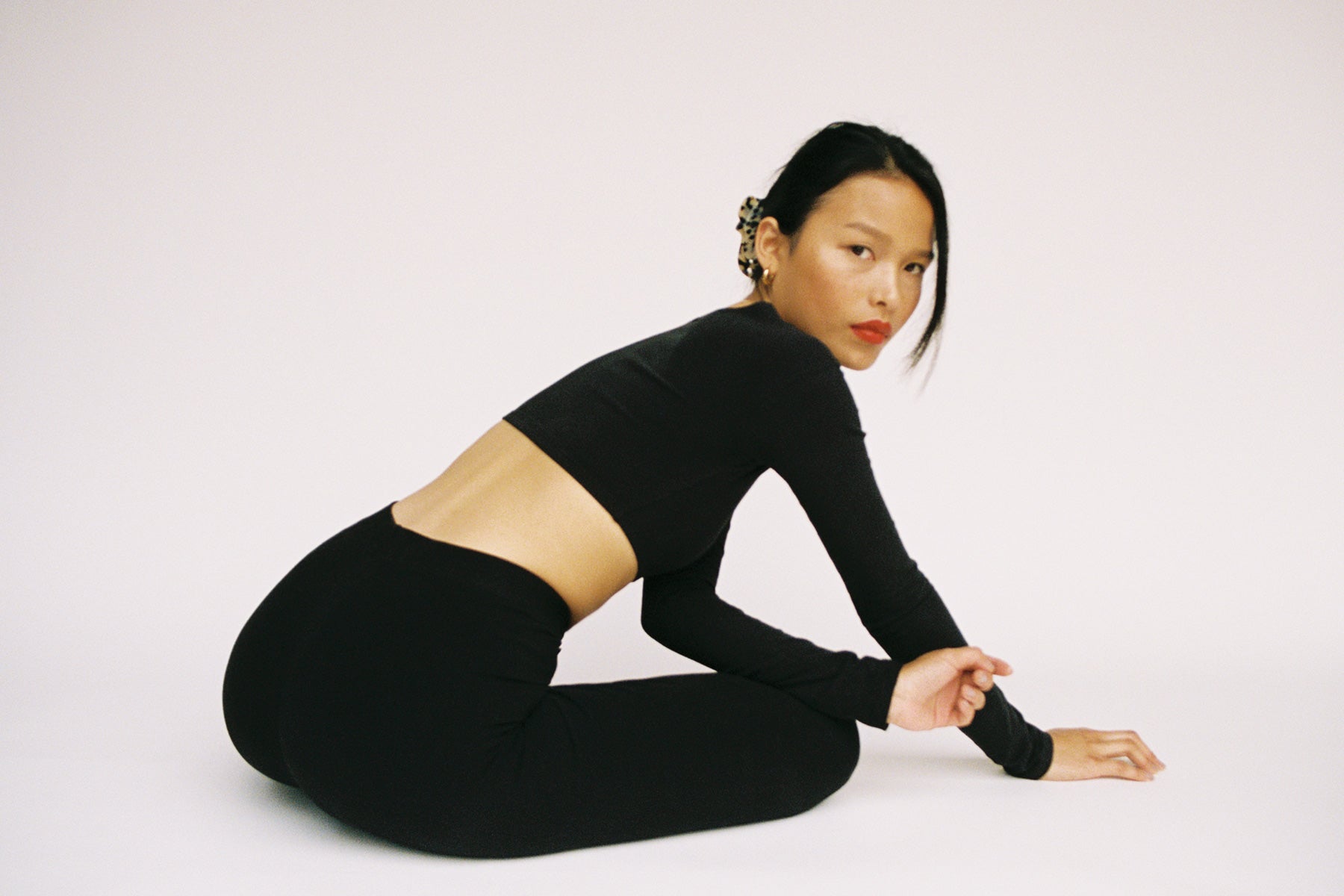 El Tigre Chiquito L/S Crop Top - Black