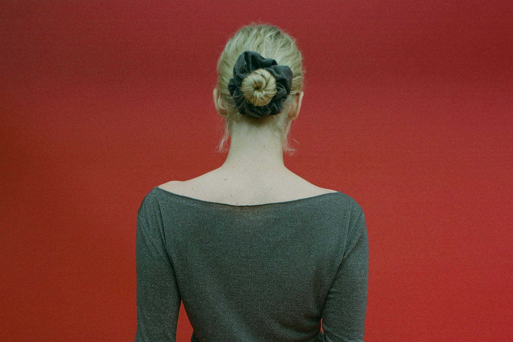 Shimmer Knit Scrunchie - Espresso